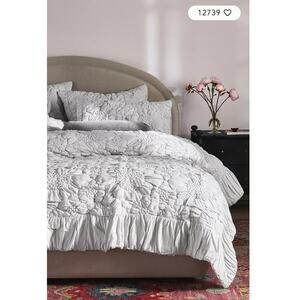 Anthropologie  Dahlia Cotton Jersey Floral Quilt King NEW